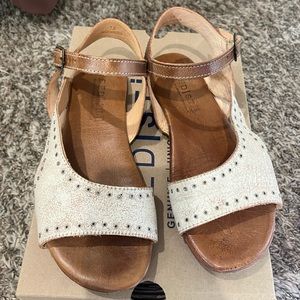 Women BedStu Sandals